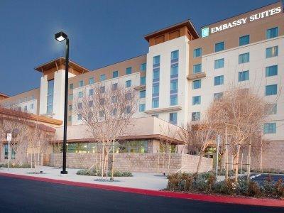 Embassy Hotel 4*